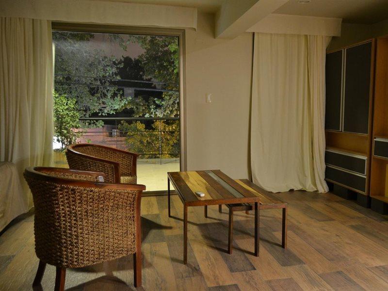 Plaza Paradiso Petit Hotel 4*