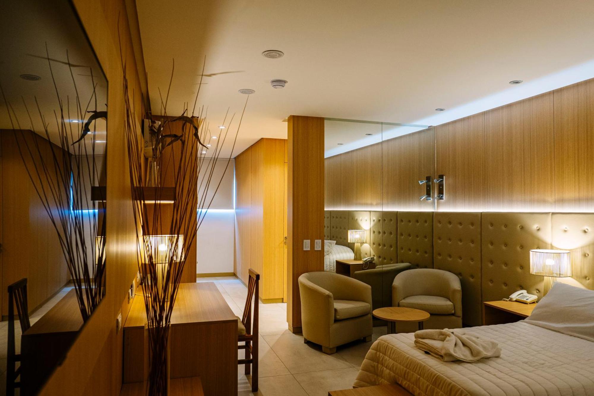 Plaza Paradiso Petit 4*