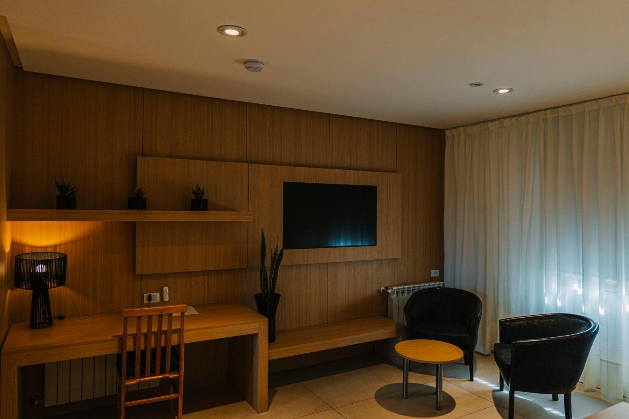 Plaza Paradiso Petit Hotel