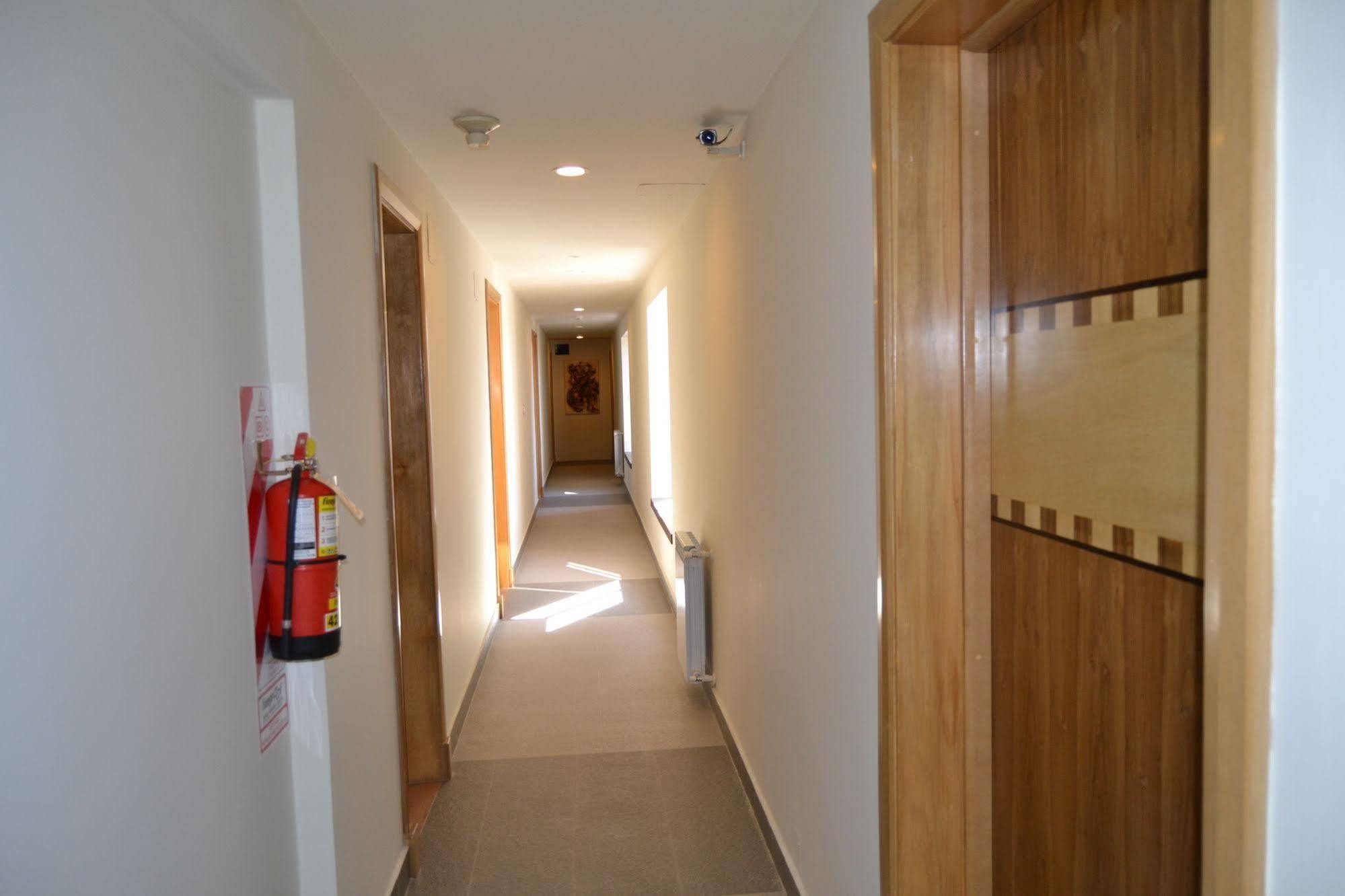 Plaza Paradiso Petit 4*